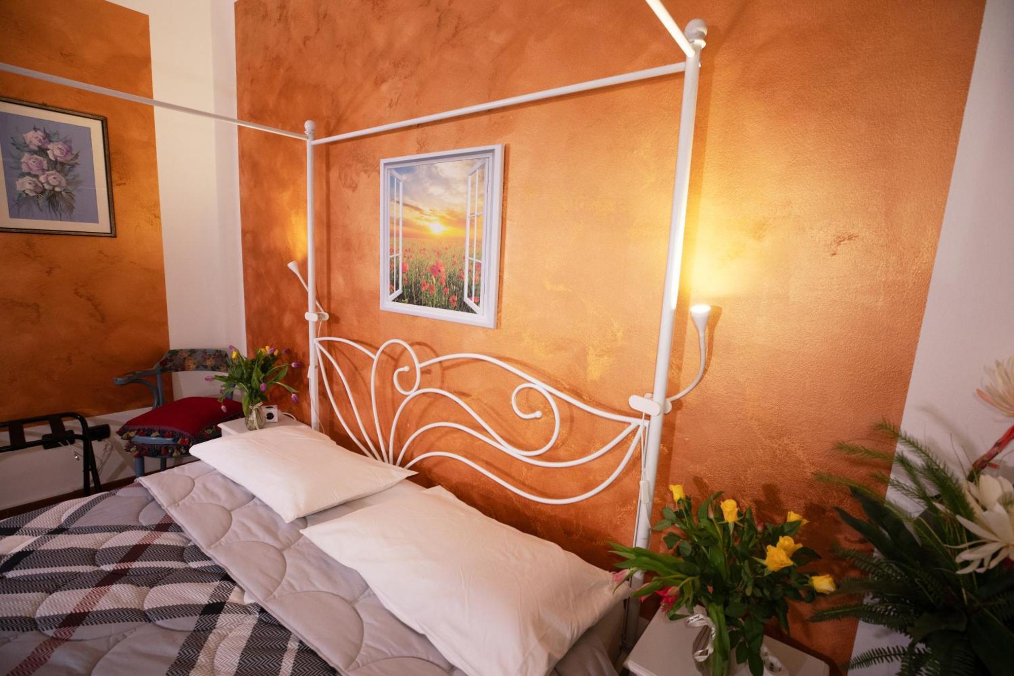 Like Romeo Suites Верона Екстериор снимка