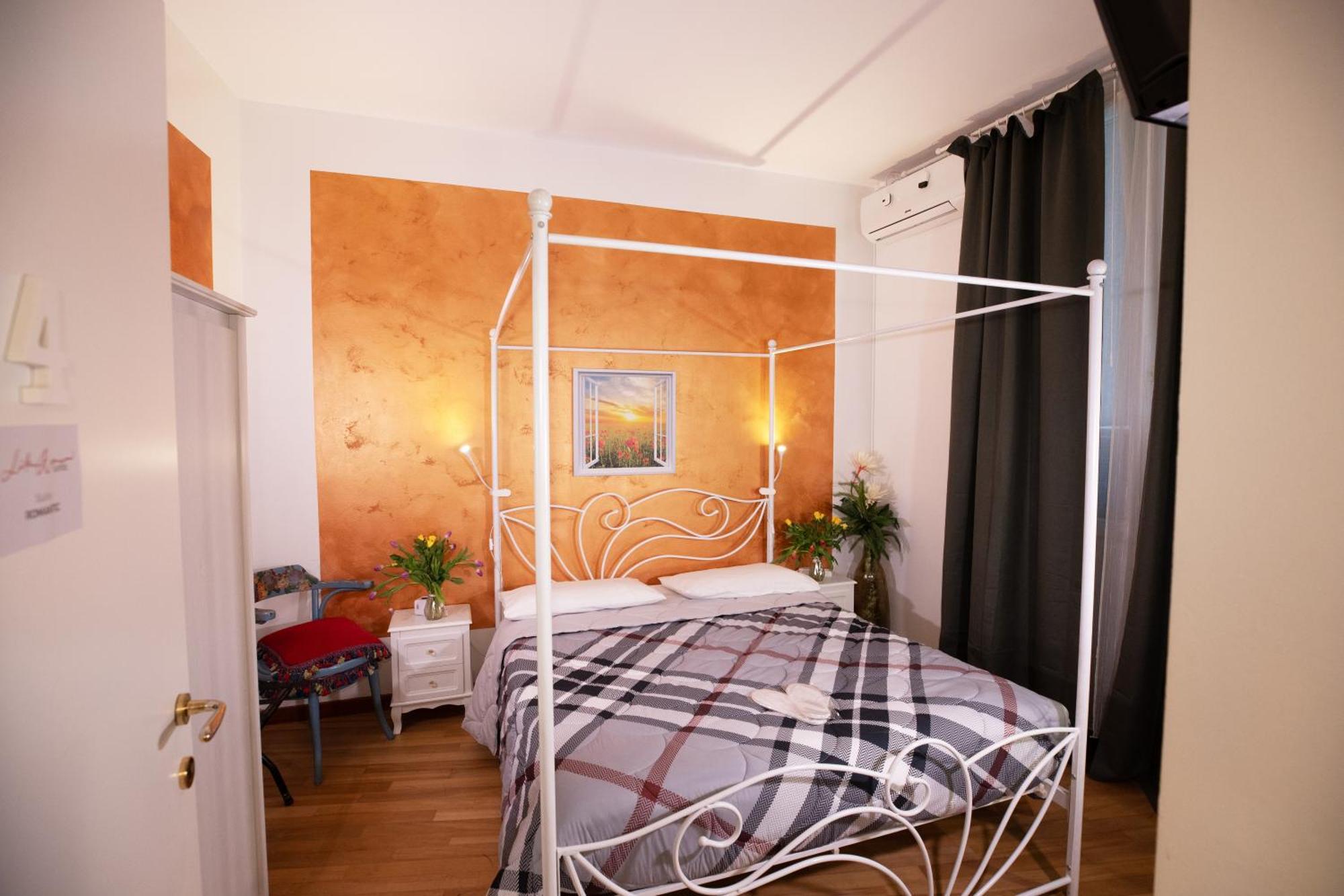 Like Romeo Suites Верона Екстериор снимка