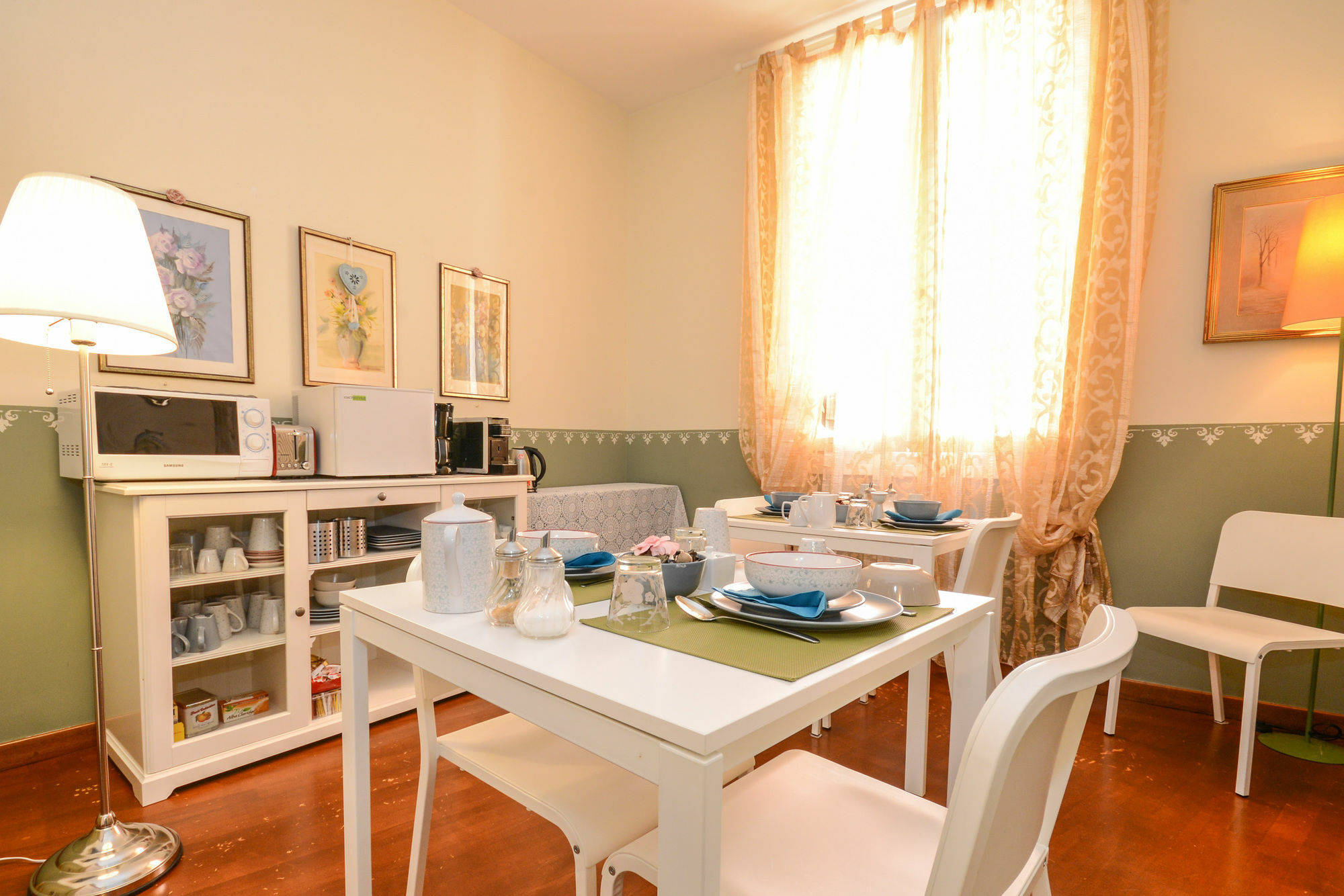 Like Romeo Suites Верона Екстериор снимка